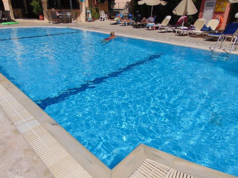 Annaliza Hotel 3*